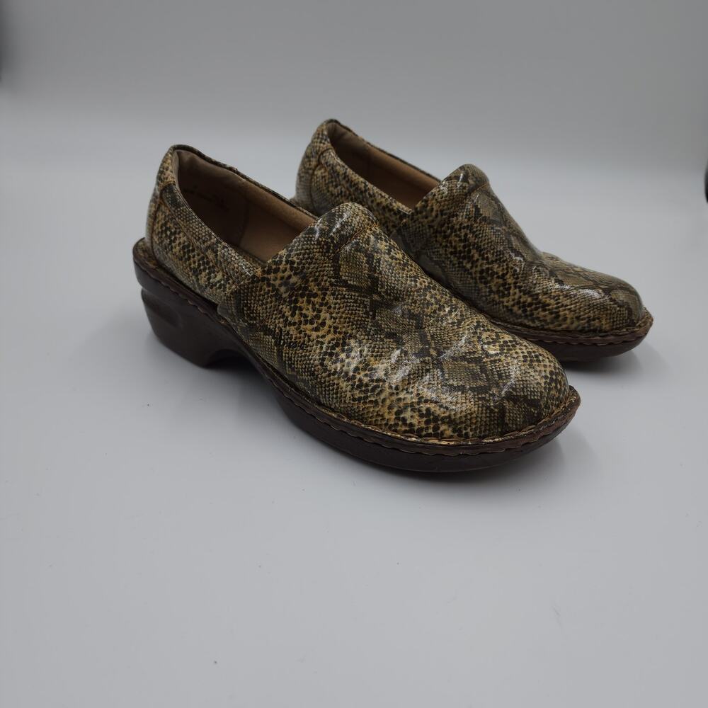 BOC Born Concept Shoes Womens Snakeskin Print Clogs Size 9